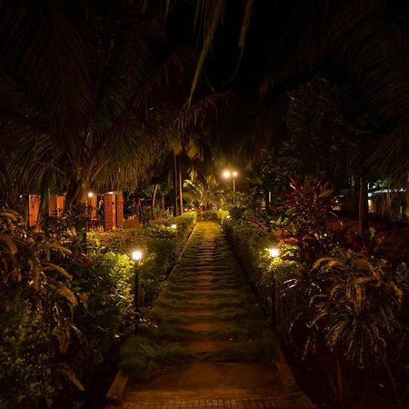 Claynest Resorts Kuttālam Exterior foto